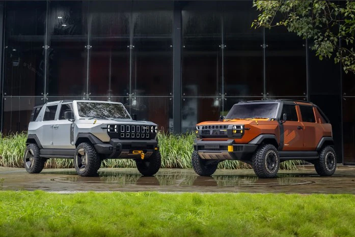 Mahindra Vision SXT